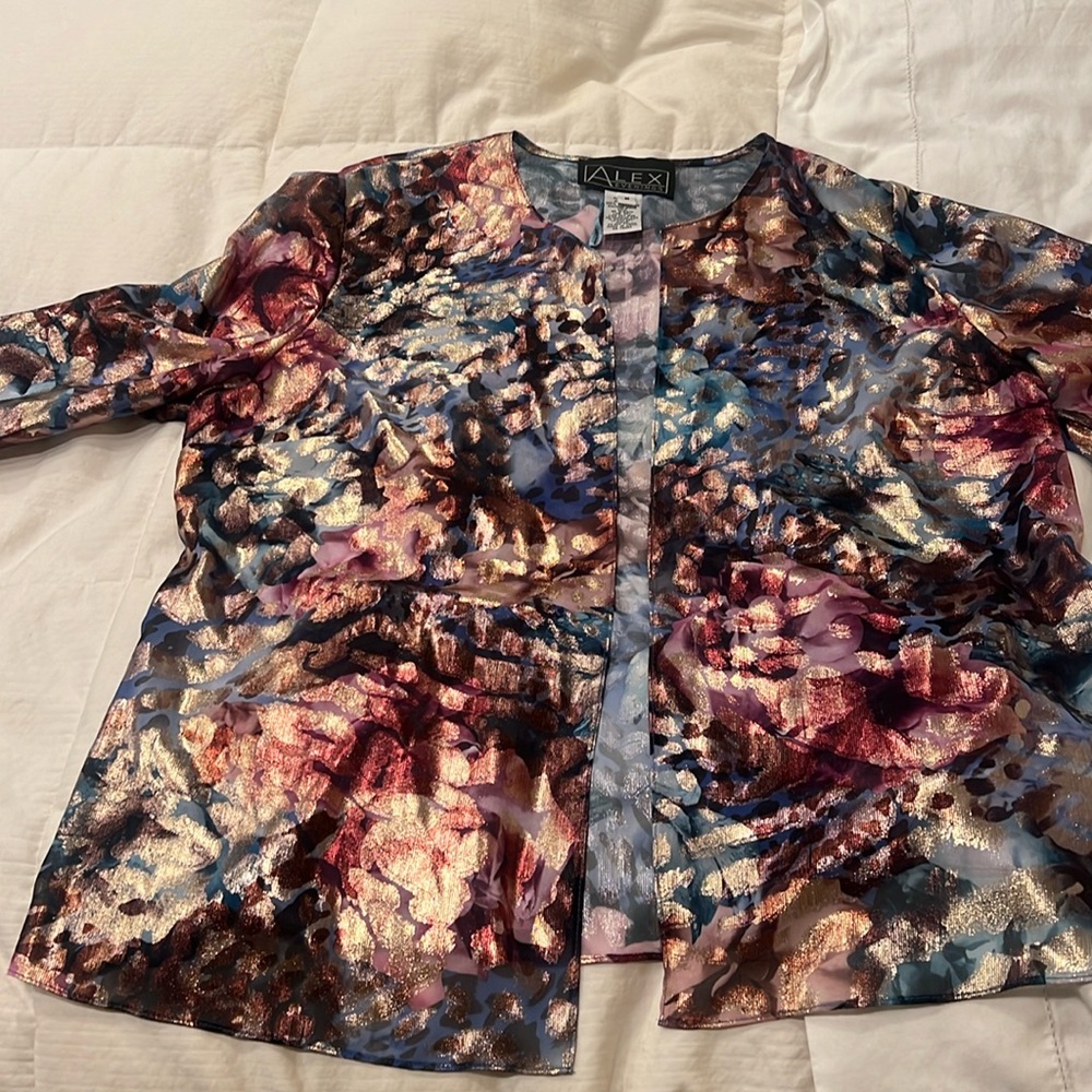 Evening coat. Rose gold colors. Never worn.